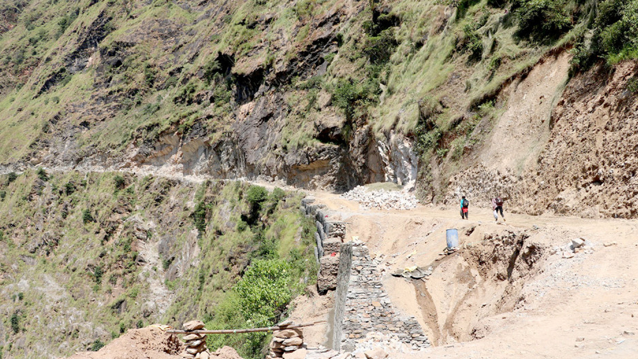 नेपाली सेनाद्वारा ८७ किलोमिटर दार्चुला–तिंकर सडककाे सर्वेक्षण सम्पन्न