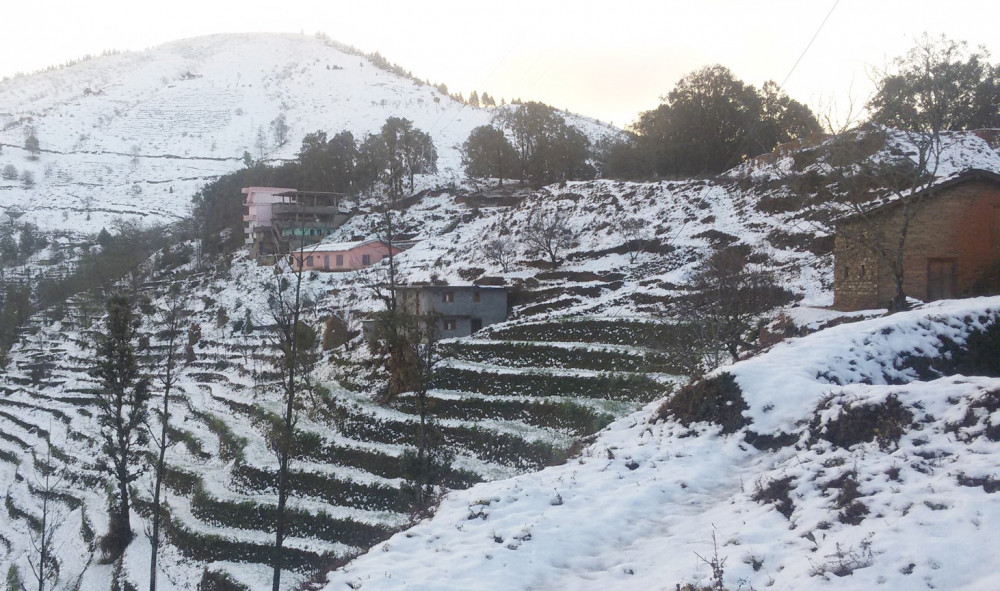 हिमाली क्षेत्रमा हिमपात हुदाँ जनजीवन कष्टकर, किसान खुशी