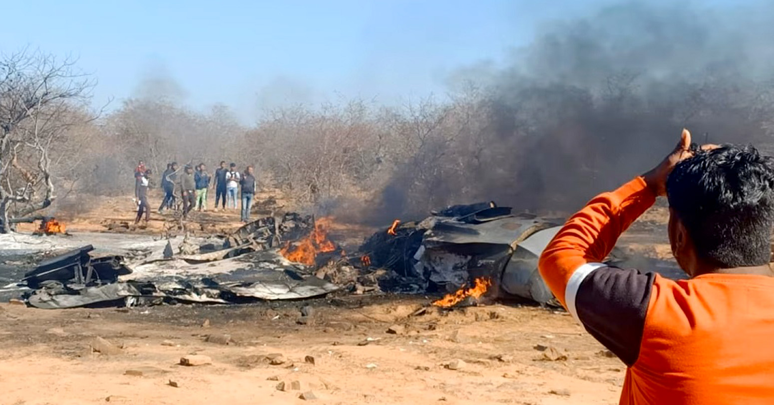 भारतमा दुई वटा सैनिक विमान दुर्घटना